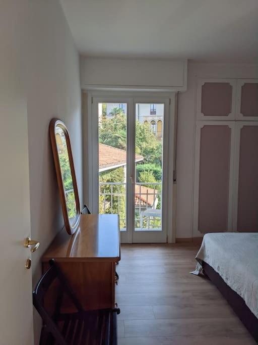 Breathtaking Lake View In The Heart Of Stresa Exterior foto